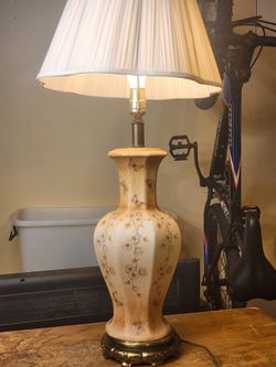 Vintage Style Floral Butterfly Ceramic Table Lamp – $55 OBO
