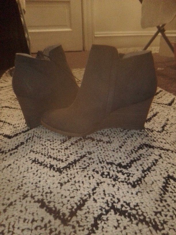 LUCKY BRAND BOOTS