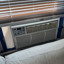 GE Window AC Unit