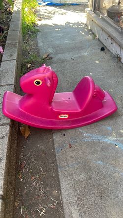 Rocking toddlers horse pink