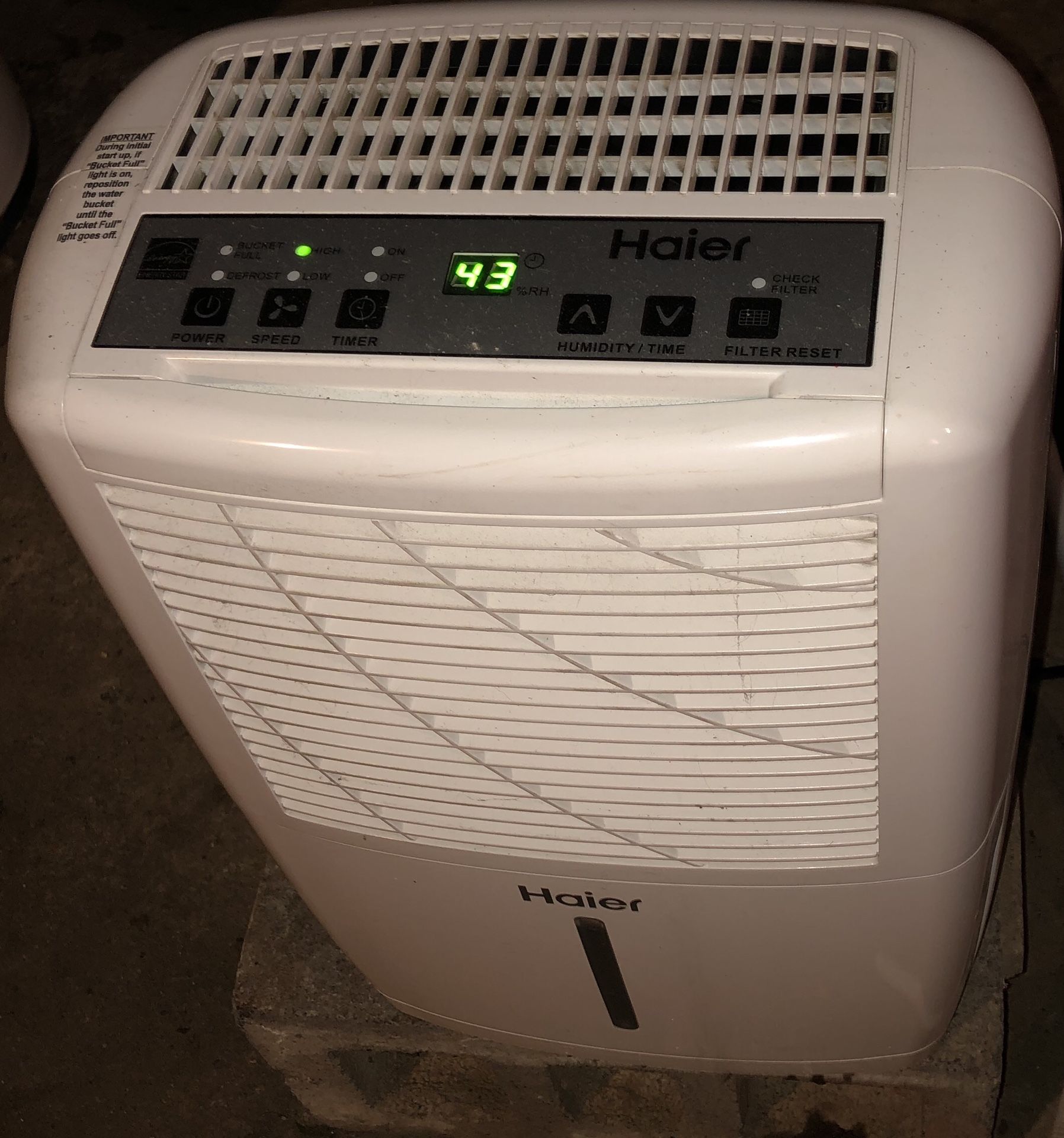 Haier Dehumidifier Hen 30 ET T