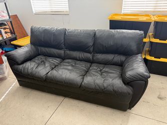 Black Leather 3-Seat Sofa