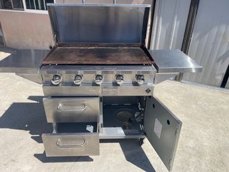 MEMBERS MARK 5 BURNER GAS GRIDDLE USED 36x18
