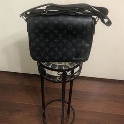 Louis Vuitton Messager Bag 