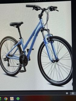 Ladies Schwinn 28” Trailway Bike 21 Speed Blue