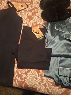 Shapermint size Shaper boyshort large scoop neck camie x-large  both new.  Size xlarge long sleeve pajamas. Size 6 house shoes.   16 dollars for every