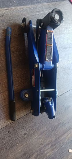 Floor car jack