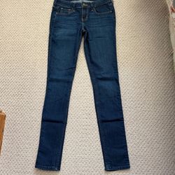 Hollister jeans size 27/5S