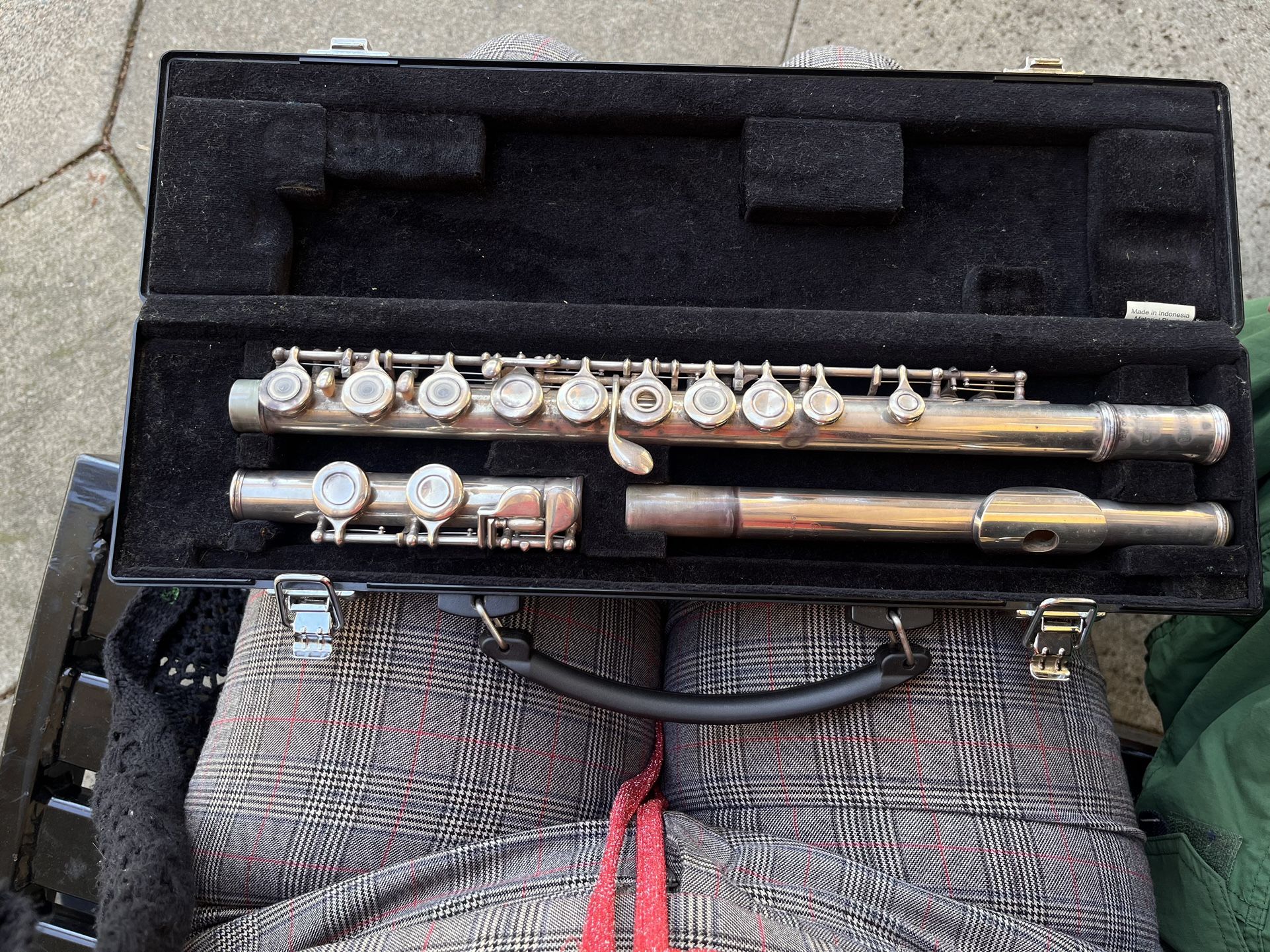 Yamaha YFL 381 flute 