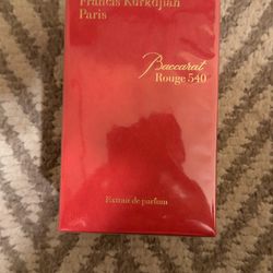 Baccarat rouge 540 brand new