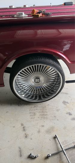 Rucci wheels and steering wheel