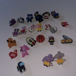 Croc Charm Characters 