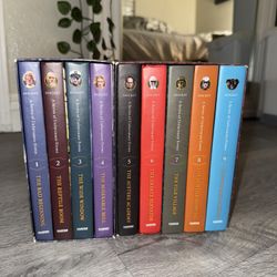 A SERIES OF UNFORTUNATE EVENTS BOOKS