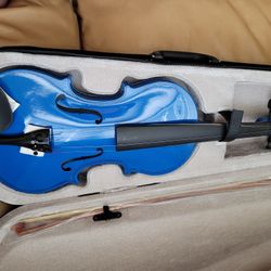 New!! 4/4 Violin. Royal Blue