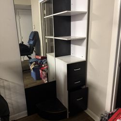 Salon Station