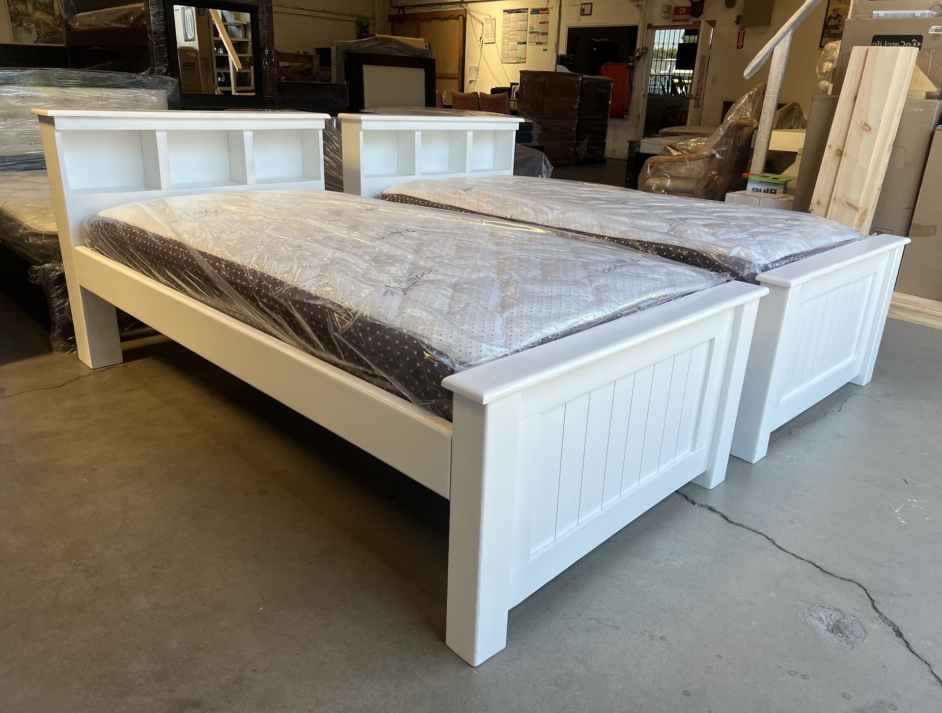 2 Twin Beds And Mattresses