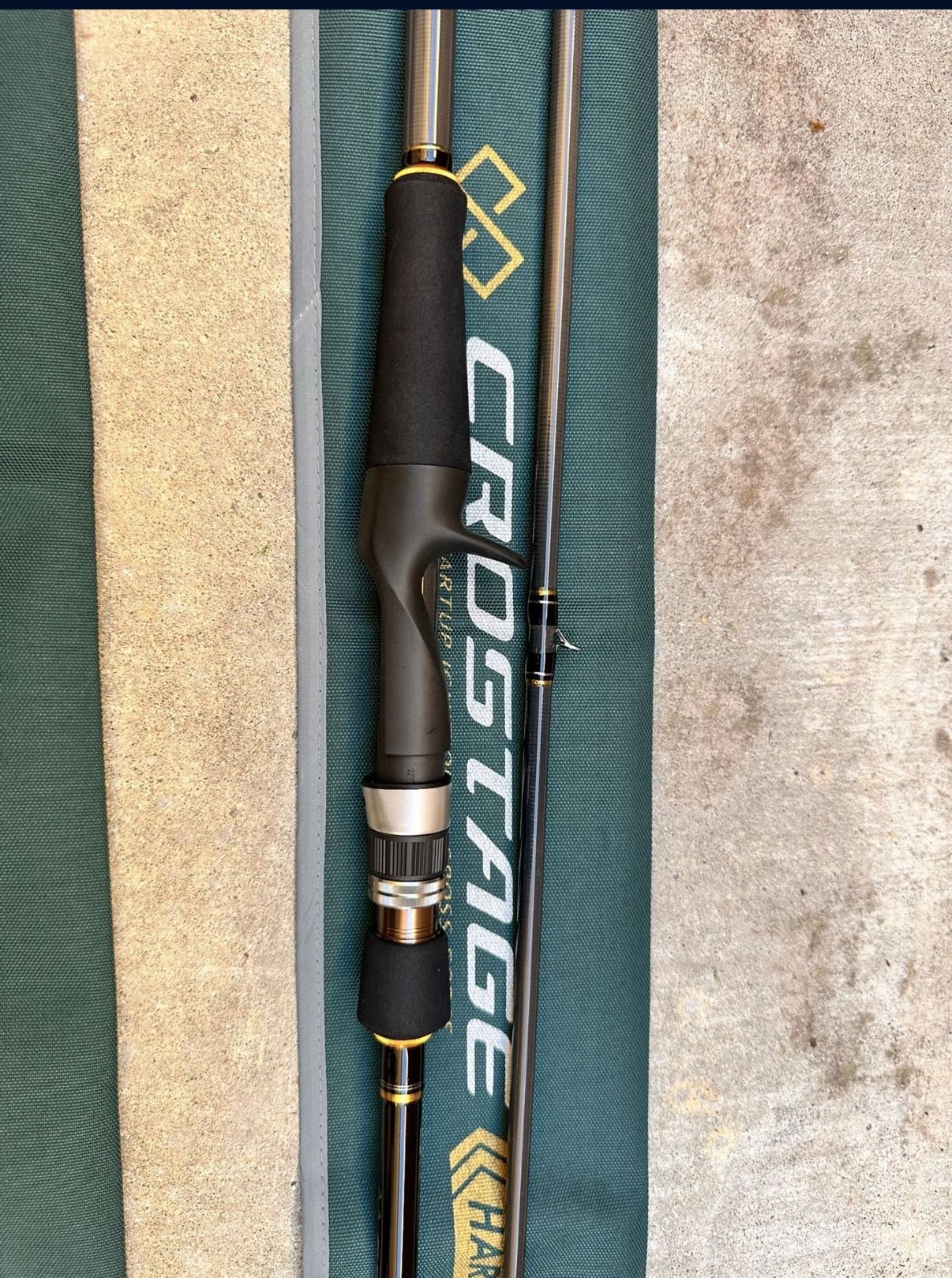 MAJOR CRAFT CROSTAGE HARD ROCK SPECIAL BAIT CASTING FISHING ROD
