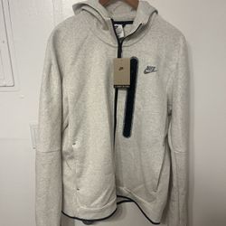 Nike Tech Fleece Zip Up Men’s Size Medium Posted