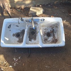 Free Kitchen Sink