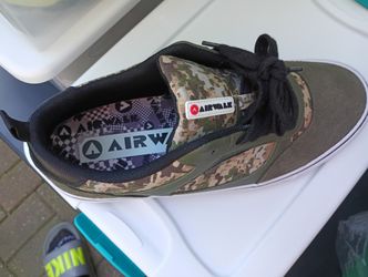 Mens Airwalk Sz 13