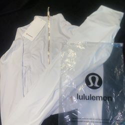 Cropped White And Gold Lululemon Define Jacket And Leggings Nulu - Size 4