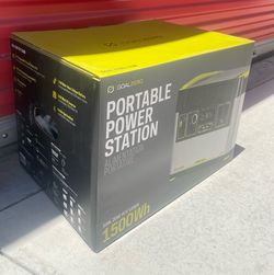 Portable Power Station GOAL ZERO with Solar Panel Briefcase