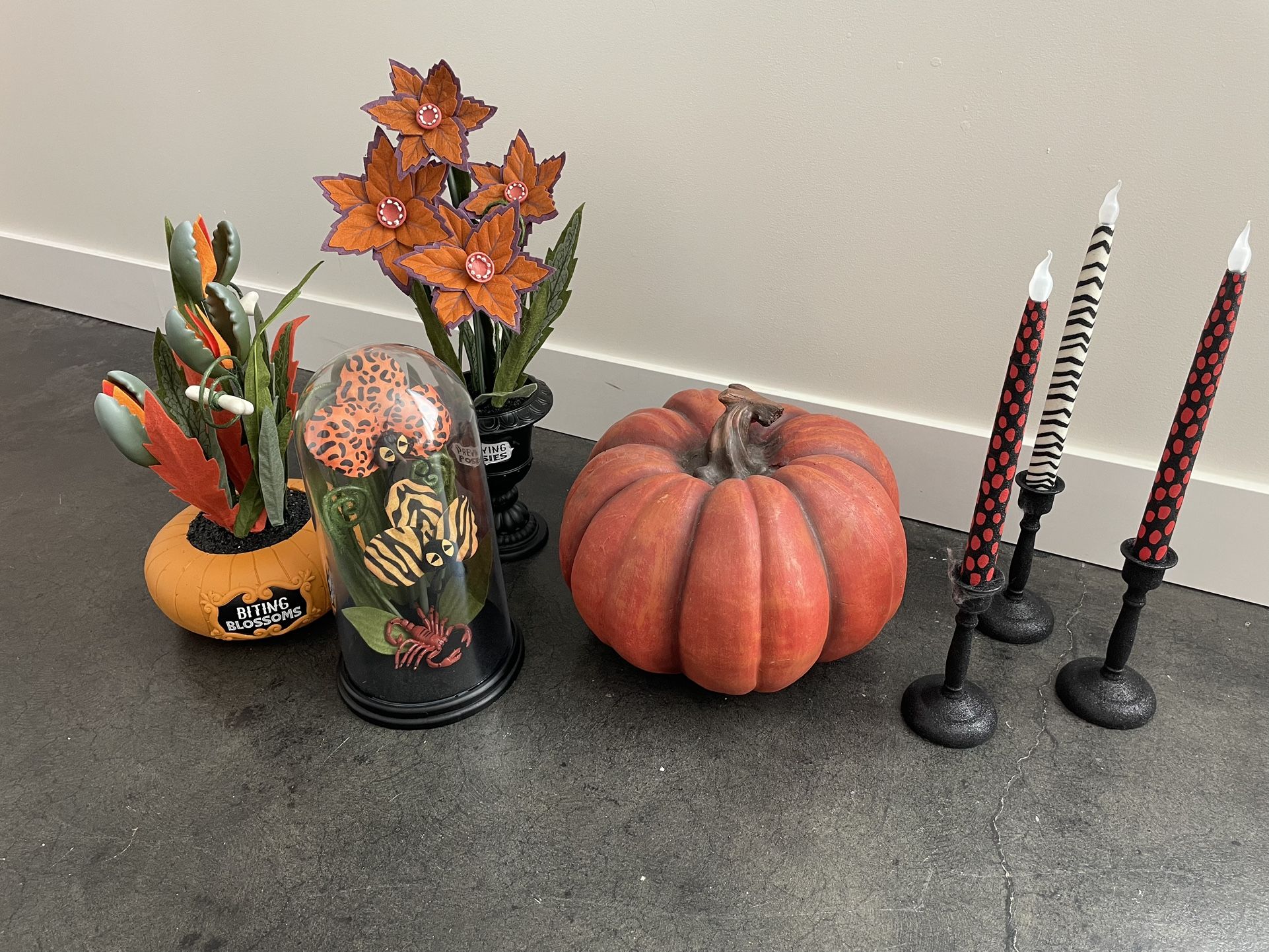 Halloween Decor Bundle
