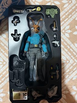 Mezco action figures