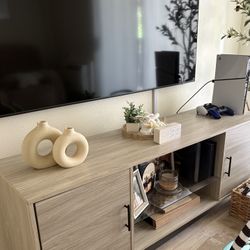 TV stand