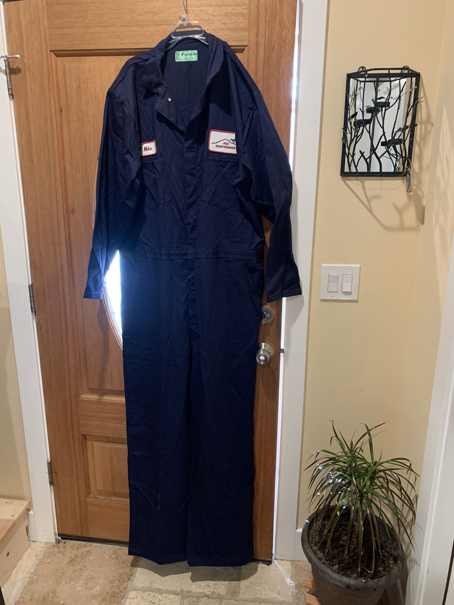 Coveralls. Size: 38, 48, 52, 56. size: L, 2XL, 4XL. Very good condition.