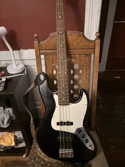 Affinity Series Fender For StringSquier Bass Guitar