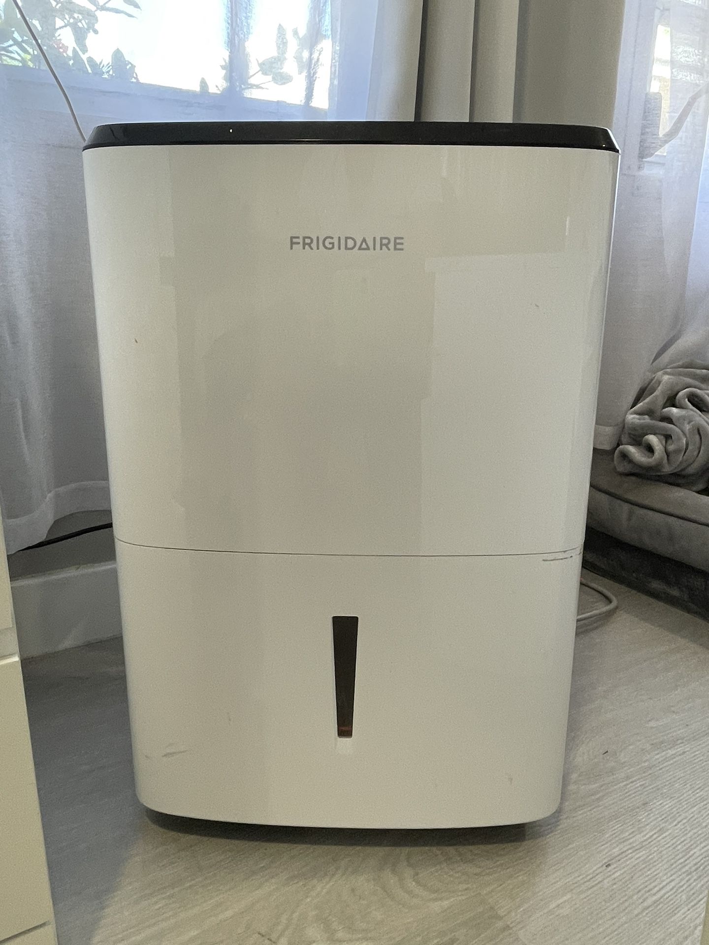 Dehumidifier - Electrolux
