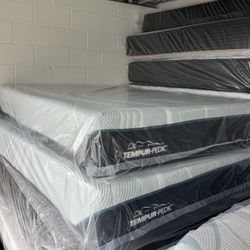 Queen Size Mattress TempurPedic ProAdapt Firm 2.0 12” inches Special Offers $1899