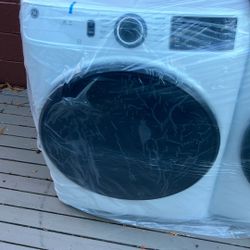 GE Washer And Dryer Set