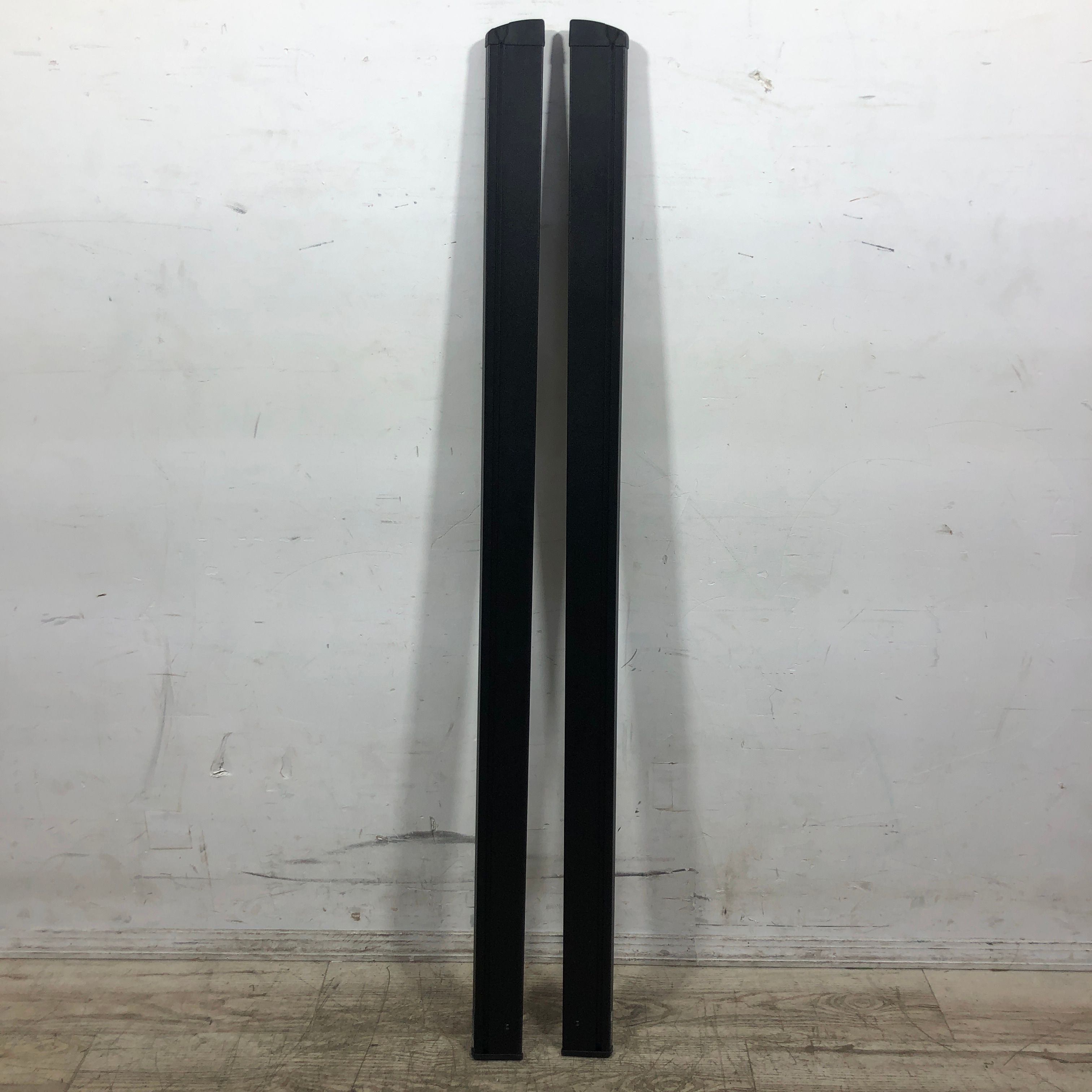 Retrax T-82481 Rail for 60481 Tonneau Cov. 19-24 Silverado/Sierra 1500 5’9” Bed
