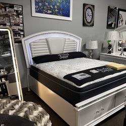 Glamorous Bedroom Set! $2599 🤍🩷📦 Easy Financing!