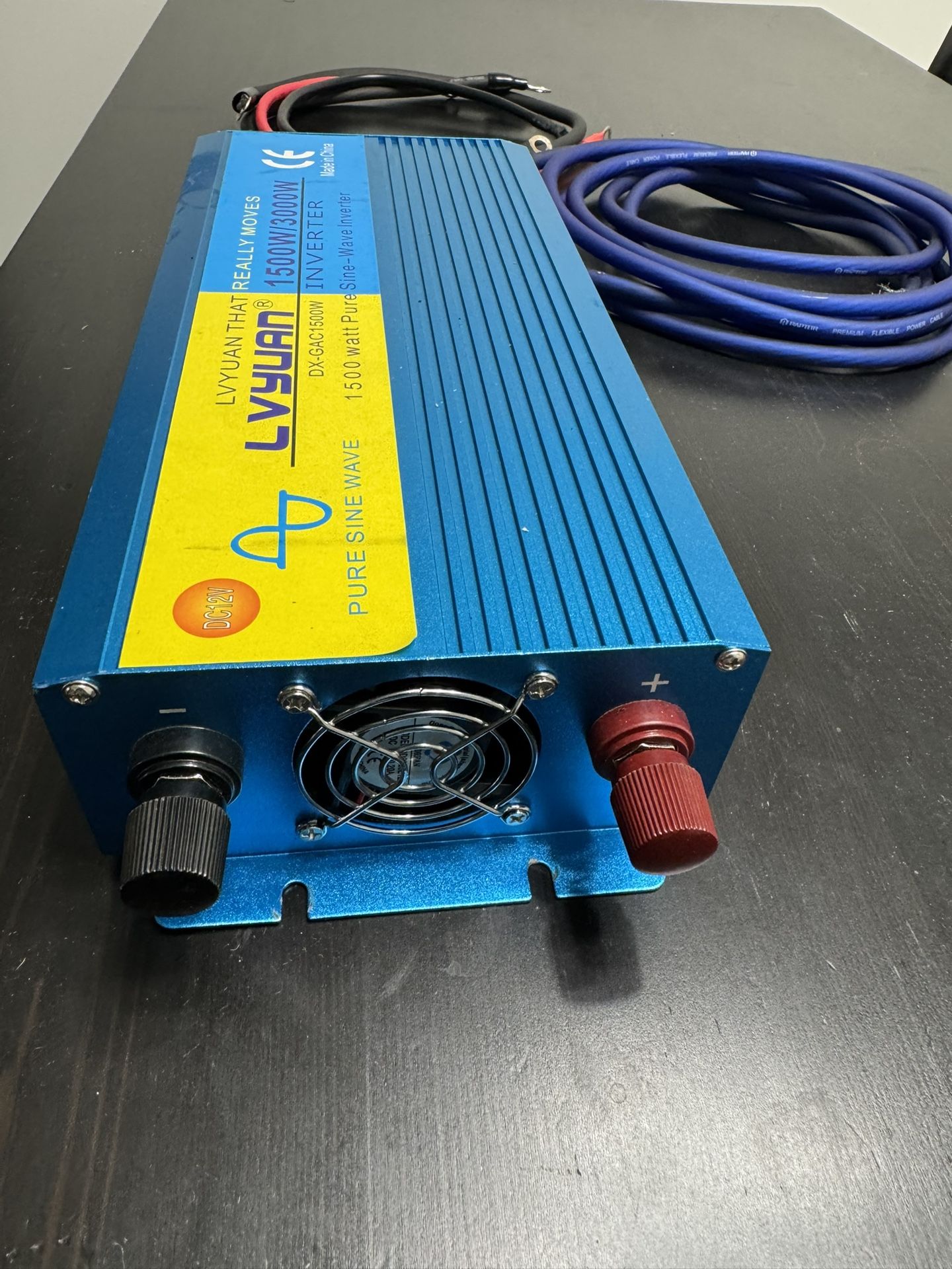 Pure Sine Wave Inverter 1500 Watt Dual AC Output Positive Negtive Port & Cables