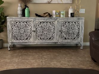 Wood Craved Cabinet