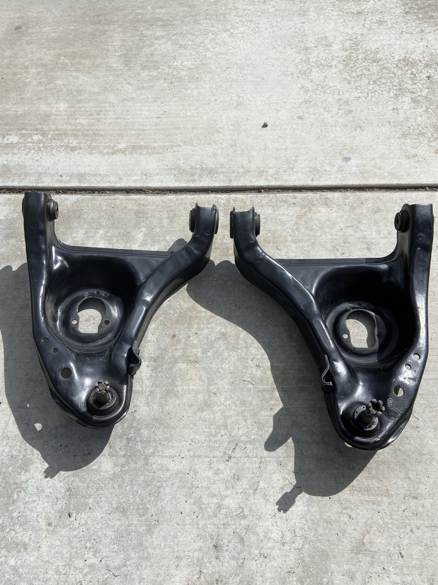 Caprice/Impala Box Chevy Factory Lower Control Arms - Great Condition