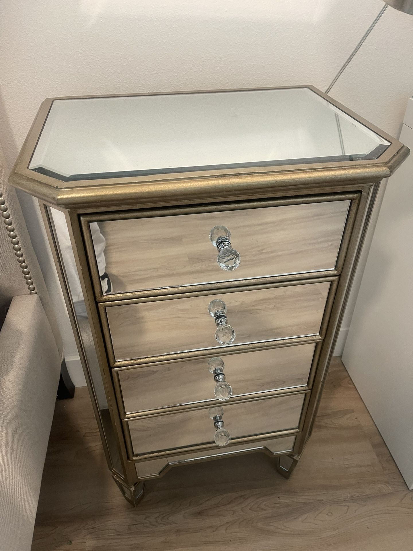 Pair of Z Gallerie Mirrored Nightstands – Excellent Condition
