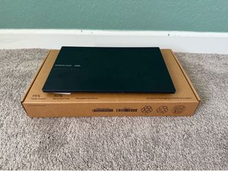 ASUS Vivobook Laptop 16gb Ram 500gb memory