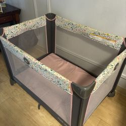 Graco Play And Pen Bassinet