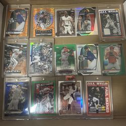 Baseball Cards Bundle (14)