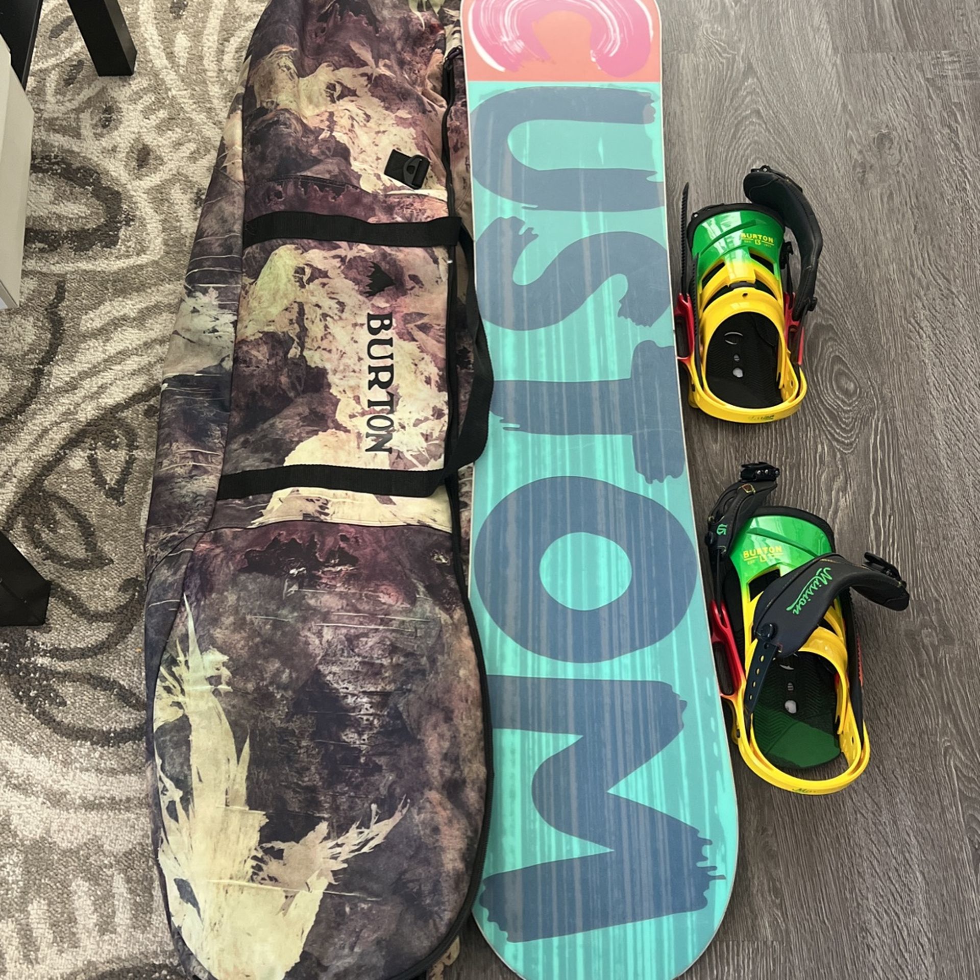 Burton Custom Snowboard W/grips + Bag