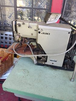 JUKI Sewing Machine 