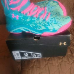 UA MICRO G PRO Sz. 10 Basketball 