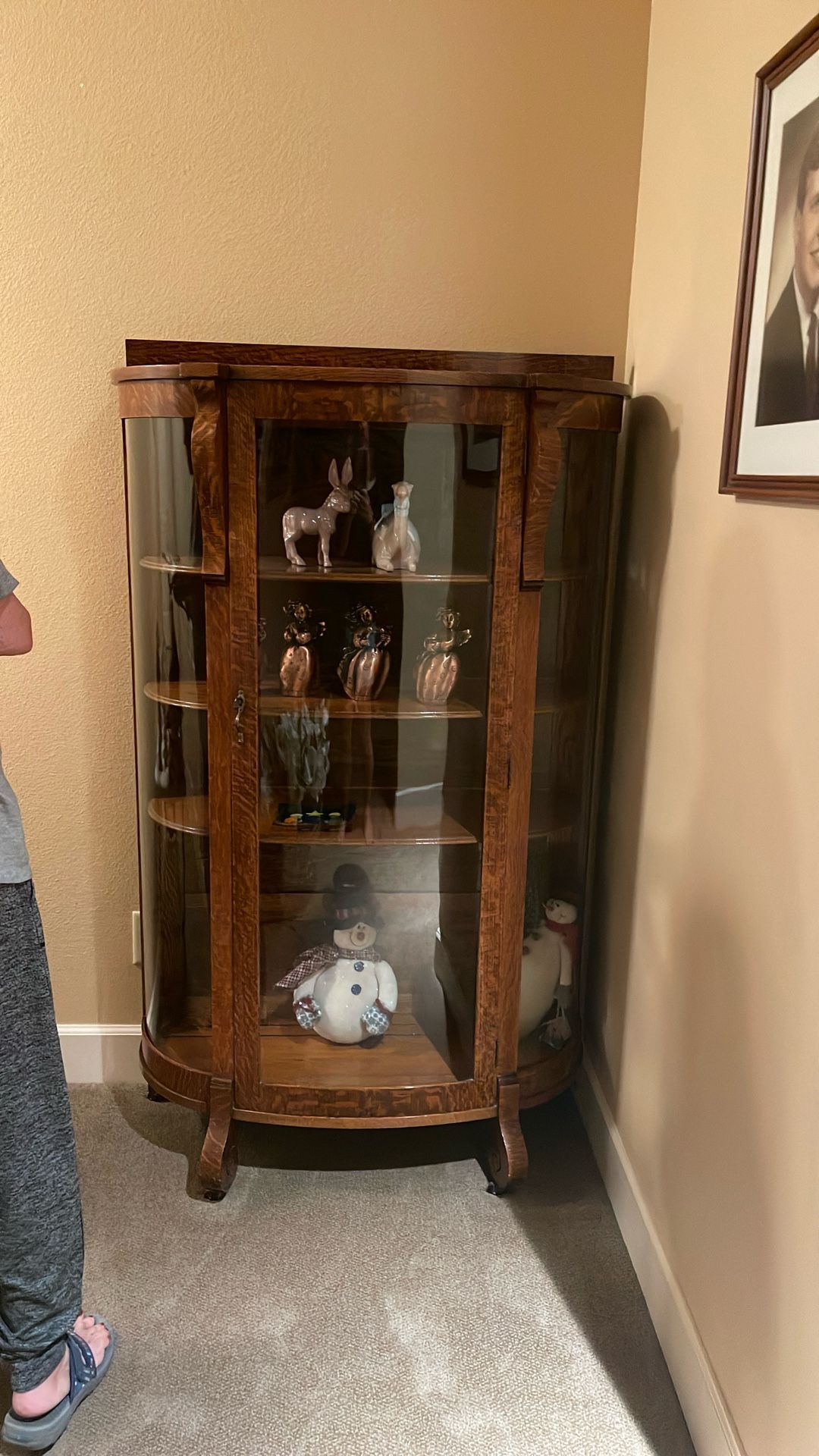 Curio Cabinet Vintage Oak