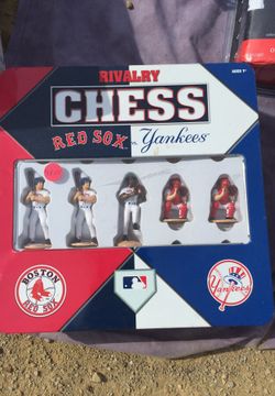 Red Sox vs Yankees Chess set