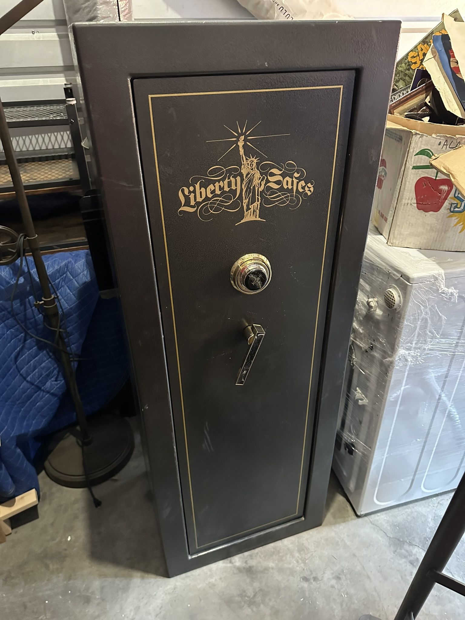 Manual Dial Liberty Safe Franklin 10 Approximately 300lbs