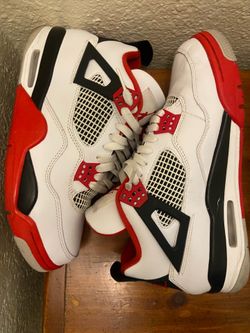 Jordan 4 fire red retro